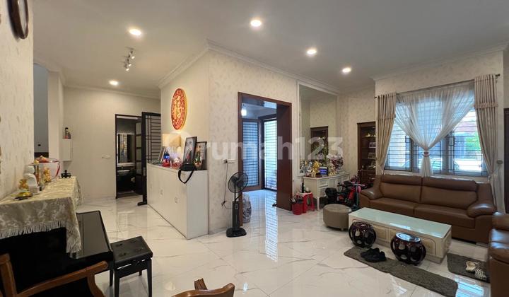 Villa Komplek Royal Sumatra ( Jamin Ginting ) Villa Komplek Royal Sumatra ( Jamin Ginting )