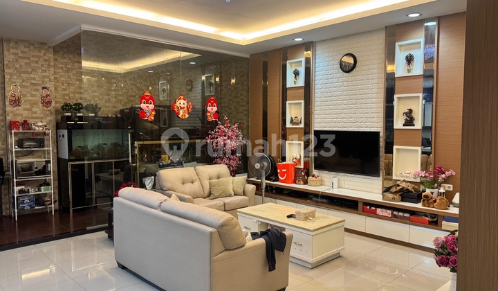 Villa di Komplek Mutiara Palace Villa di Komplek Mutiara Palace