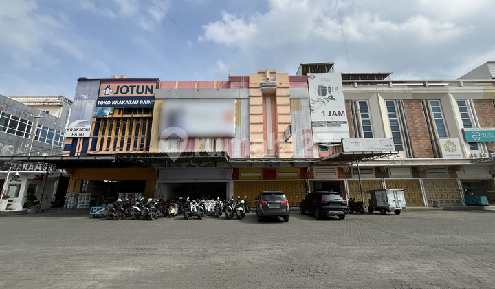 Ruko Gandeng 4 di Komplek Grand Cemara Asri