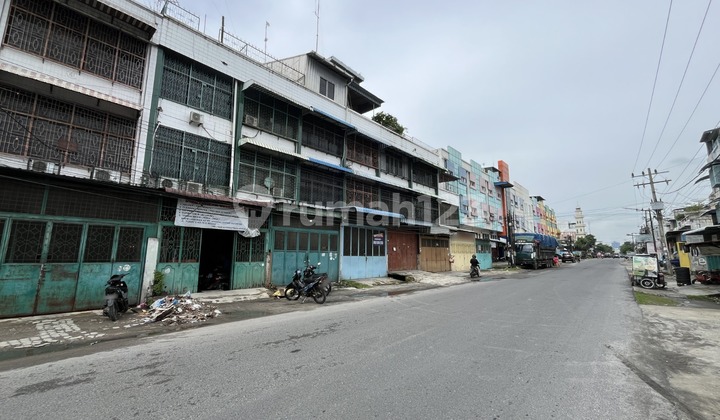 Ruko di Jalan Pukat 2 ( Dekat Mandala ) Ruko di Jalan Pukat 2 ( Dekat Mandala )