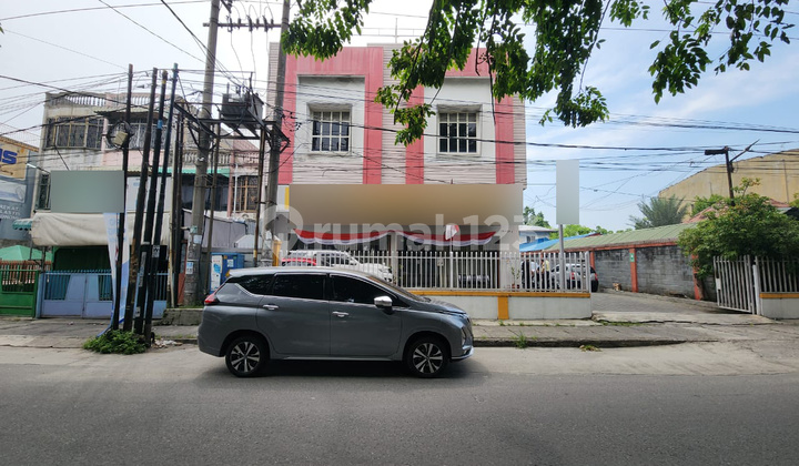 Ruko di Jalan Katamso ( Dekat Simpang Pelangi )