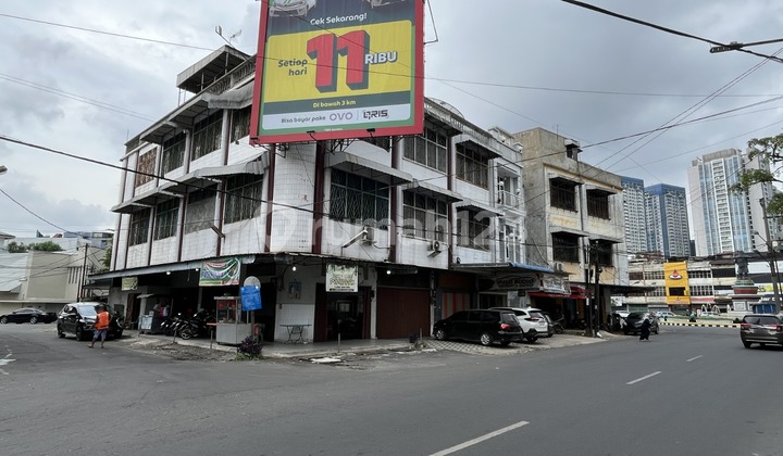 Shop House on Jalan S Parman