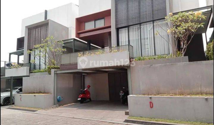 Rumah murah di Pesanggrahan di Jalan bunga mayang 1