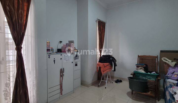 Rumah Gading Serpong Row Jalan 3 mobil 2