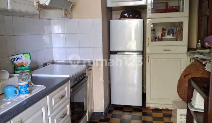 Rumah heritage bagus cocok untuk cafe, kantor Sayap Riau Bandung Utara harga nego 2