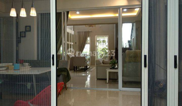 Dijual Rumah Luxury Bagus Sekali Full Furnished di Bsd 1