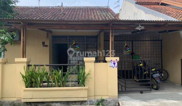 Disekawan Rumah Minimalis Terawat di Taman Kopo Indah 1 1