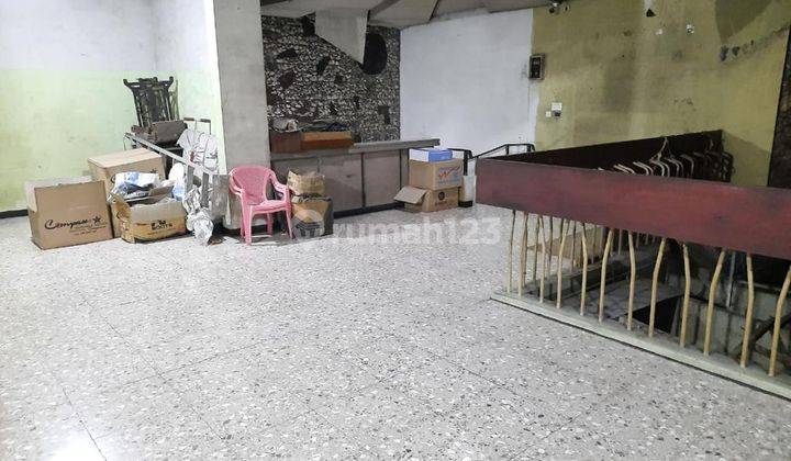 Dijual Rumah Tua Tengah Kota di Jalan Kalipah Apo 1