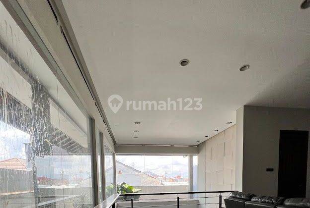 Dijual Rumah Luxury Bagus Terawat di Batununggal Indah 1