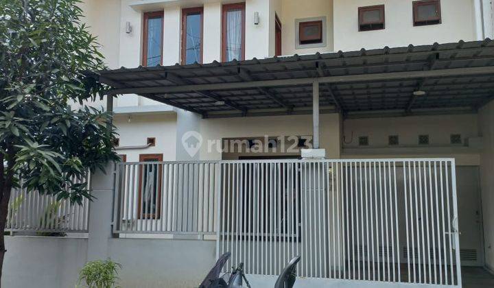 Dijual Rumah 2 Lantai Bagus di Taman Kopo Indah 3 2