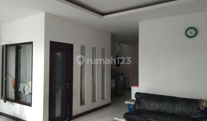 Dijual Rumah Lucury di Setiabudi Kota Bandung 2