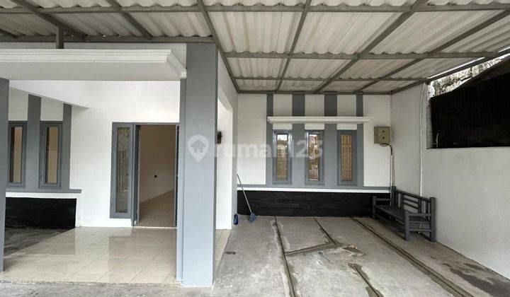 Di Jual Rumah Cantik Terawat Di Taman Holis 2 1