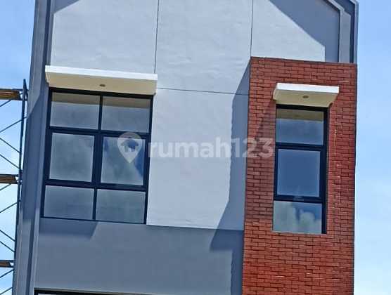 Gudang Bersih Multi Fungsi Batujajar Bandung