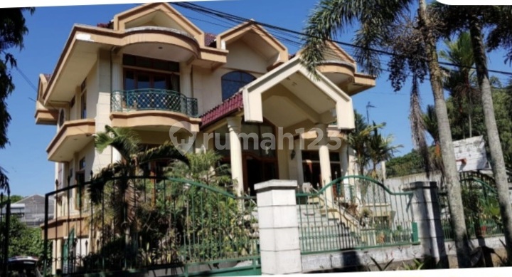 Rumah Villa Setiabudi Bandung Utara Siap Huni Rumah Villa Setiabudi Bandung Utara Siap Huni