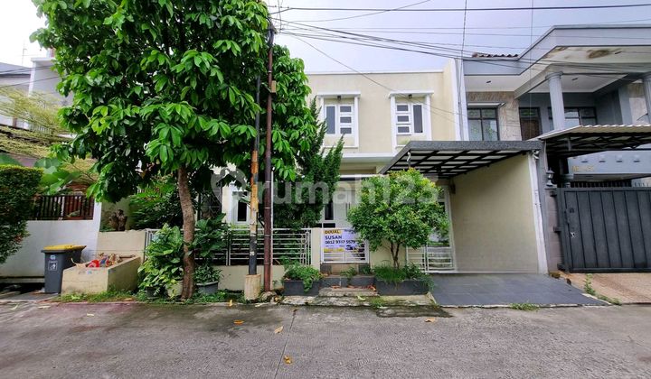Rumah 2 Lantai Lokasi Strategis Galaxy Bekasi 
