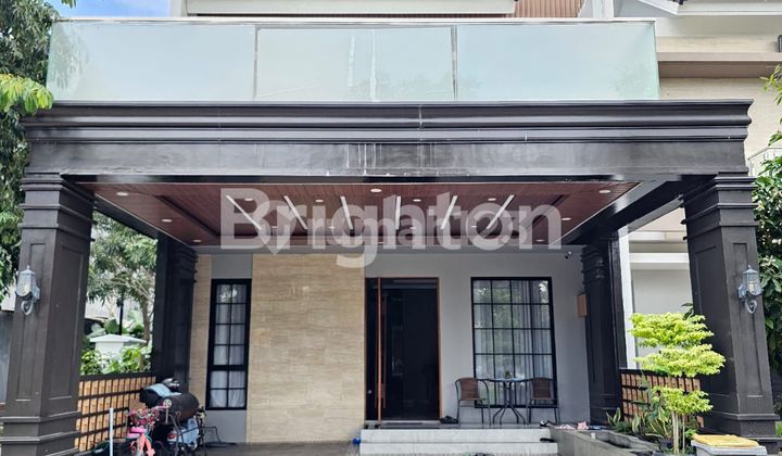 Rumah Mewah Lavesh 3 1/2 Lantai dengan Kolam Renang Pribadi SHM (18×7) Harapan Indah Bekasi !!! Rumah Mewah Lavesh 3 1/2 Lantai dengan Kolam Renang Pribadi SHM (18×7) Harapan Indah Bekasi !!!