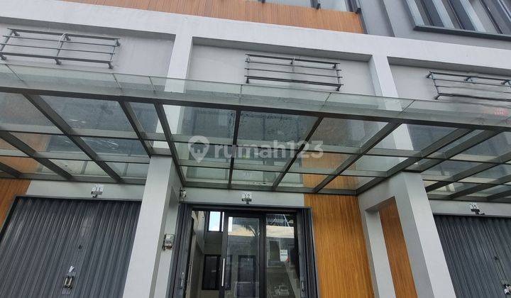 Ruko 3 Lantai Limited Unit Lokasi Premium Grand Wisata 1