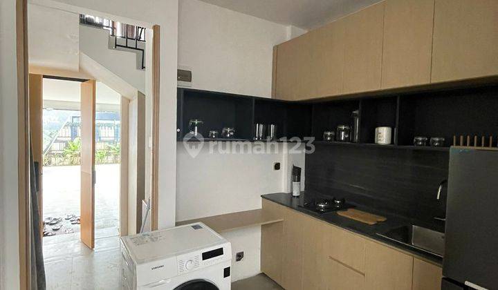 Rumah Modern 4 Lantai Hanya 5 Menit Ke Pusat Perkantoran 6