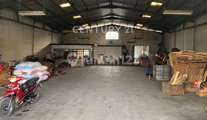 Gudang di Tengah Kota,Dekat dengan Tol Kopo Gudang di Tengah Kota,Dekat dengan Tol Kopo