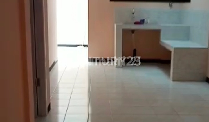 Rumah Bagus Siap Huni Setraduta Nyaman Strategis