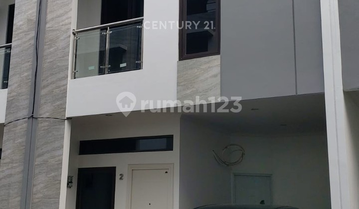 Price Reduction for Minimalist House in Sayap Sudirman, Bandung City