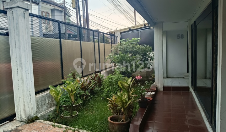 Old Building House Location Ancol, Near City Center, 2Car Access Road 2
