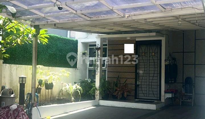 Asri 1.5-Story House in Padasuka Park, Bandung City