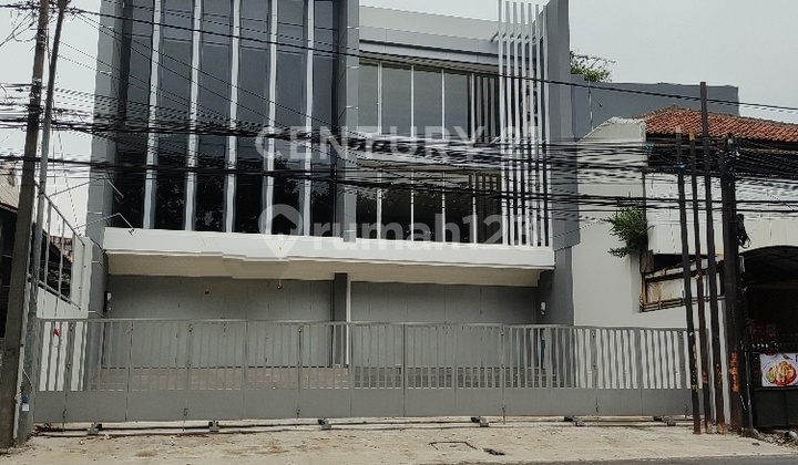 New Strategic Main Road Shop House on Pasir Kaliki Side New Strategic Main Road Shop House on Pasir Kaliki Side