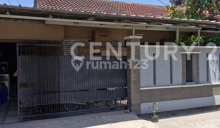 Rumah Hook Dekat Mainroad Taman Kopo Indah Bandung