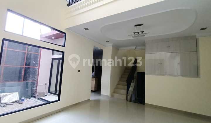 Nice 2-Story Newly Renovated House in Margahayu Raya Area 2