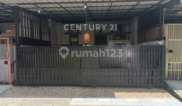 Taman Kopo Indah 2 Strategis dan Siap Huni Dekat Borma