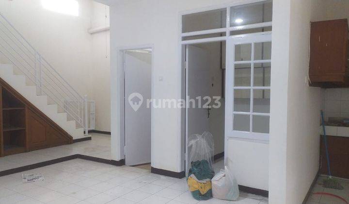 Rumah Bagus Lokasi Taman Holis Indah Bandung 1