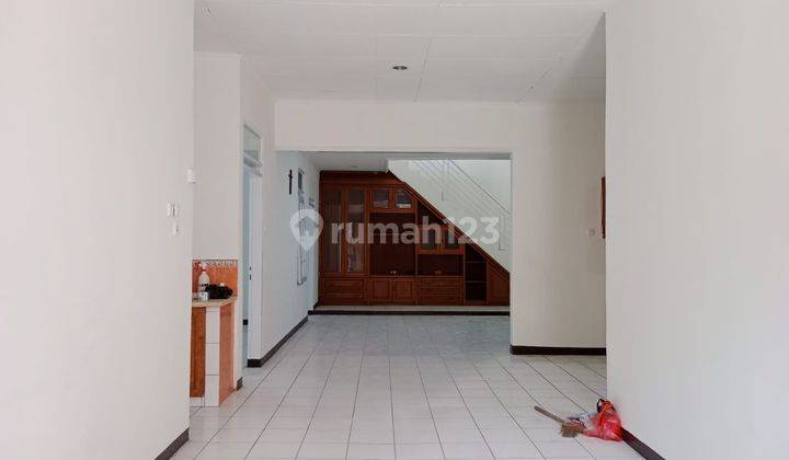 Rumah Bagus Lokasi Taman Holis Indah Bandung 2