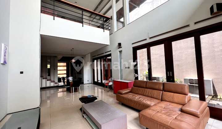 Rumah di Batununggal Indah Bandung, Mewah Siap Huni