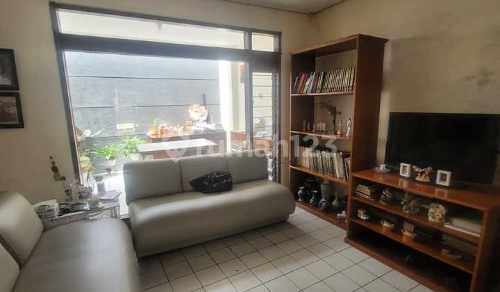 Rumah Terawat Di Sayap Setiabudi Bandung