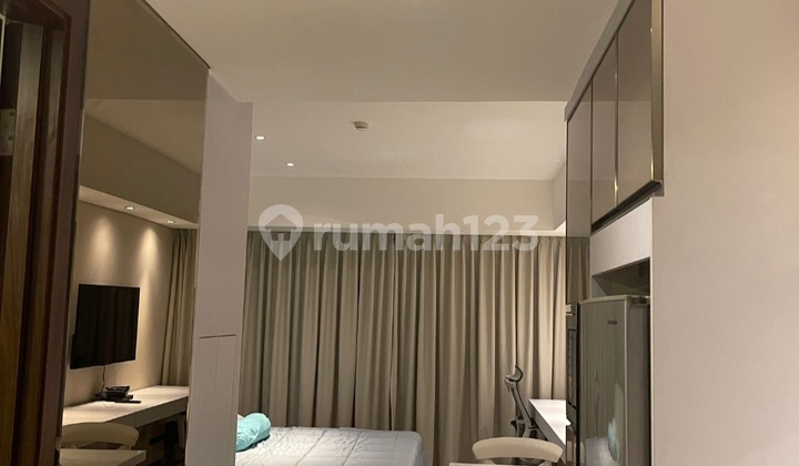 Quick Sale Intercon Tower Kemvil Kemang Village KVR Unit 43 with Balcony Studio Fully Furnished 1