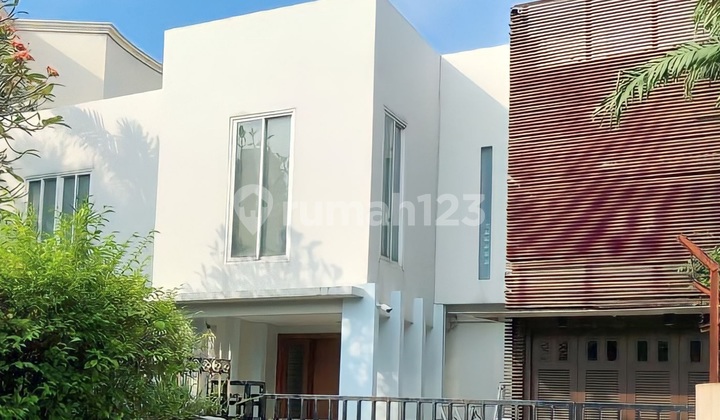 Rumah Di Lokasi Strategis Dan Sepi Serta Bebas Banjir