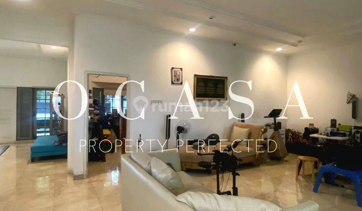 Rumah Dijual Di Menteng Jakarta Pusat 2 Lantai Butuh Renovasi 1