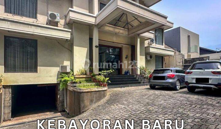 Rumah Di Jalan Dharmawangsa
kebayoran Baru 
jakarta Selatan Lokasi Strategies 1