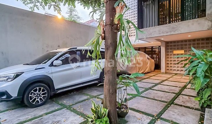 Rumah Bagus di Jalan Ciniru Senopati Jakarta Selatan 2