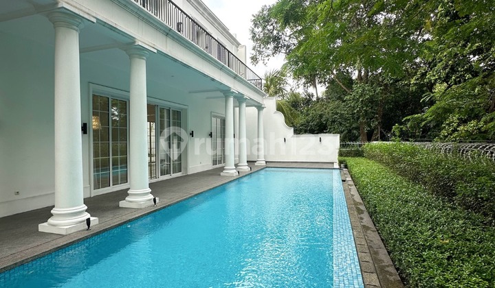 Rumah Mewah Baru Siap Huni di Menteng Jakarta 2