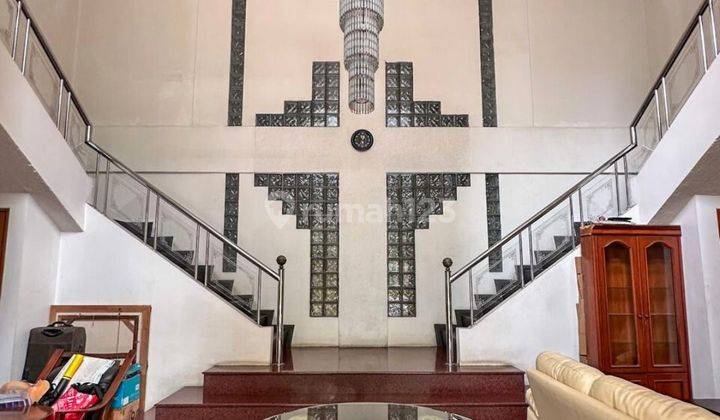 Rumah Di Jalan Dharmawangsa
kebayoran Baru 
jakarta Selatan Lokasi Strategies 2