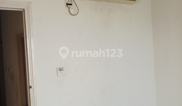 Apt 2 BR at City Resort Tower Marigold 16th floor, Cengkareng, West Jakarta.