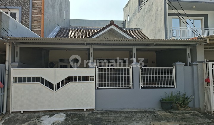8X15 house in Citra 2, Pegadungan, Kalideres, West Jakarta