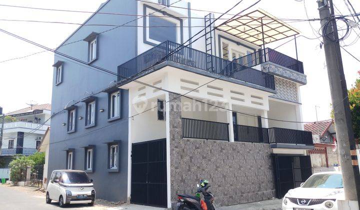 Rmh Baru 3 Lantai di Villa Taman Cibodas Blok M7, Tangerang 1