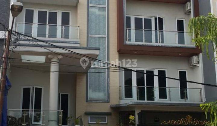 Rmh 4 Lantai di Taman Surya 5 ,Pegadungan, Jakarta Barat 1