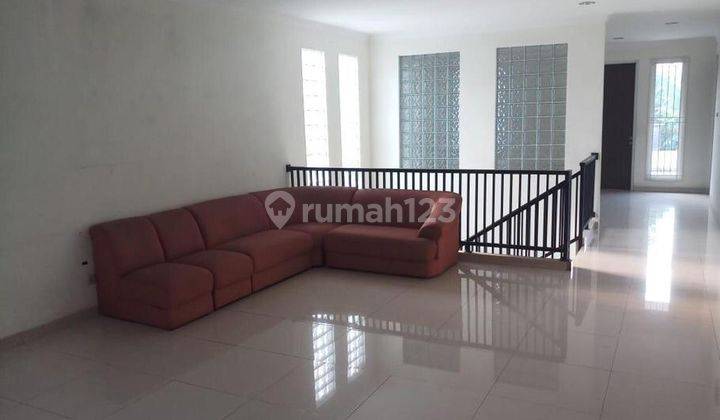 Rumah Billymon Pondok Kelapa Ukuran 300m2 Semi Furnished Bagus 2