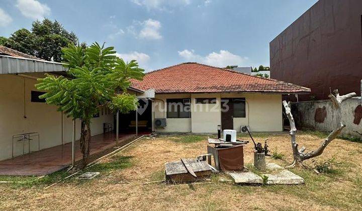 DIJUAL RUMAH TUA HITUNG TANAH DI MAMPANG JAKSEL LT.868m2 SHM 2