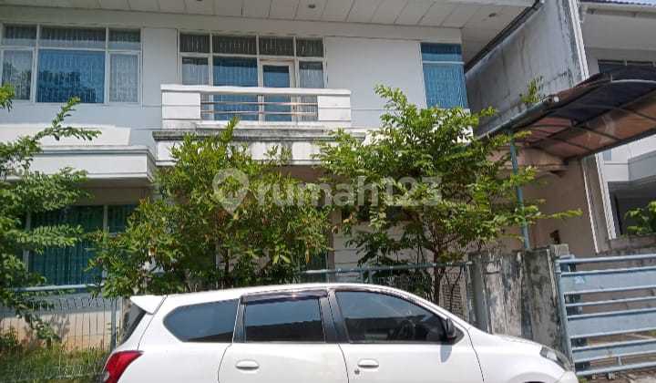 Dijual Rumah di Metro Permata Uk.12x25m2 Posisi Hoek Harga Nego