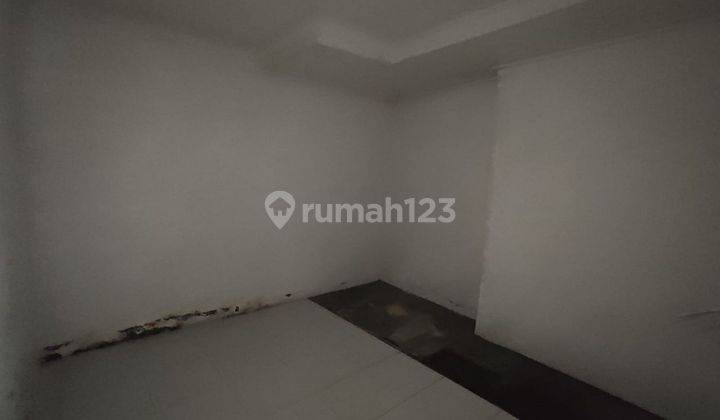 Dijual Rumah Bagus 2,5 Lantai Di Florence Pik1 Uk.10x20m SHM 2